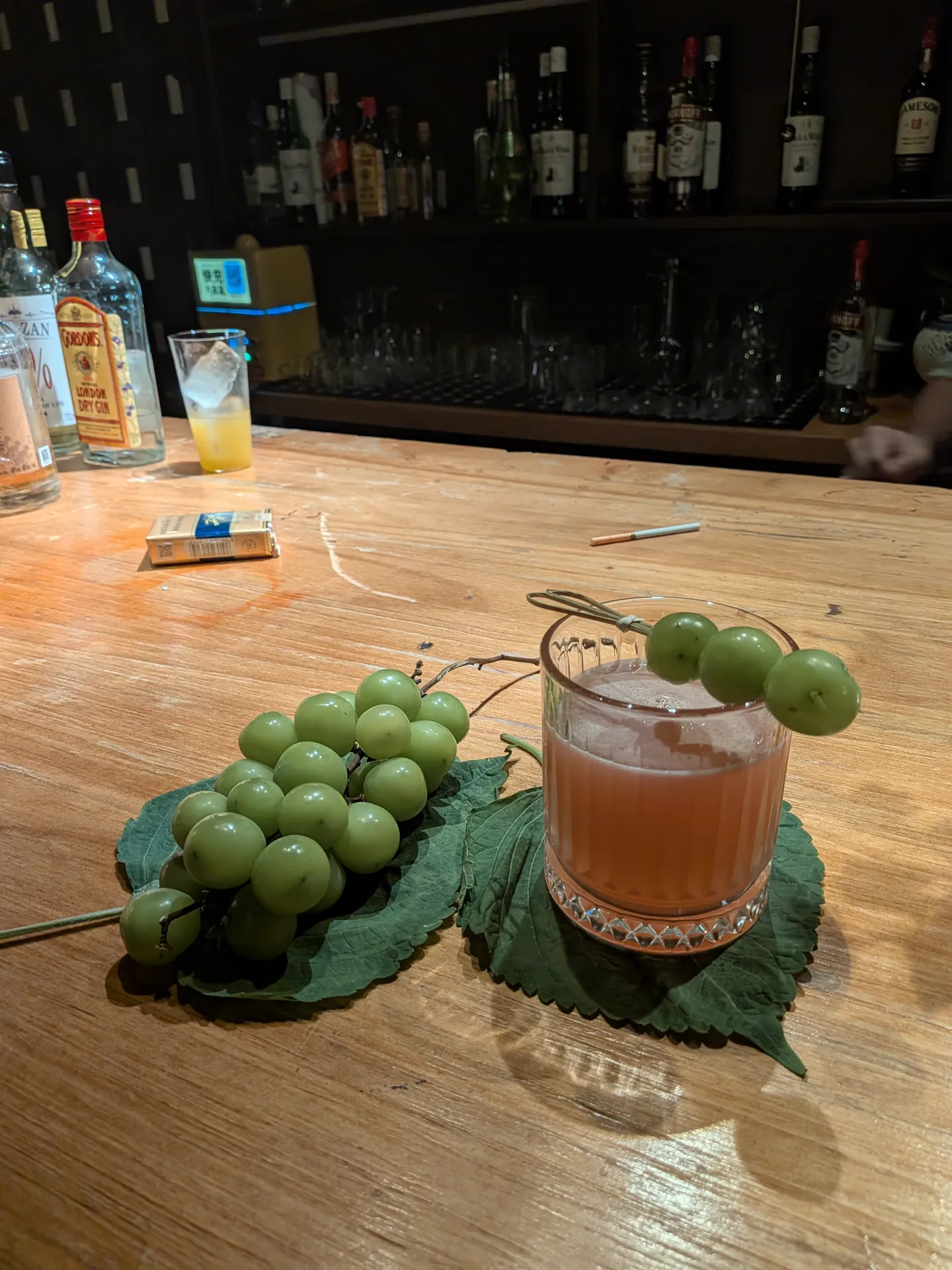 Enzoni/Encounter Bar